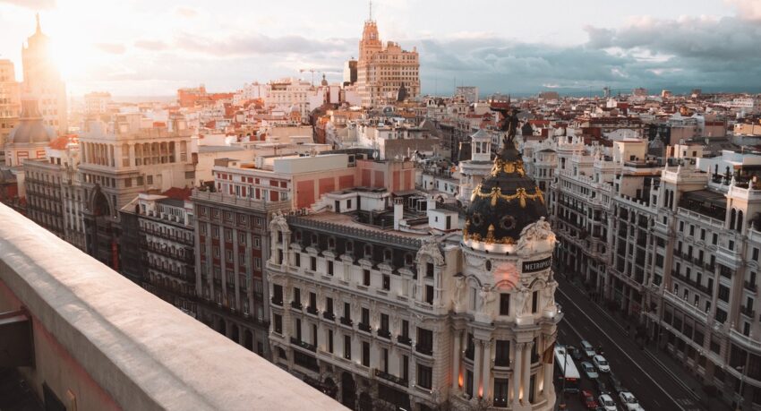 España, primera en la lista de destinos turísticos preferidos de americanos y asiáticos